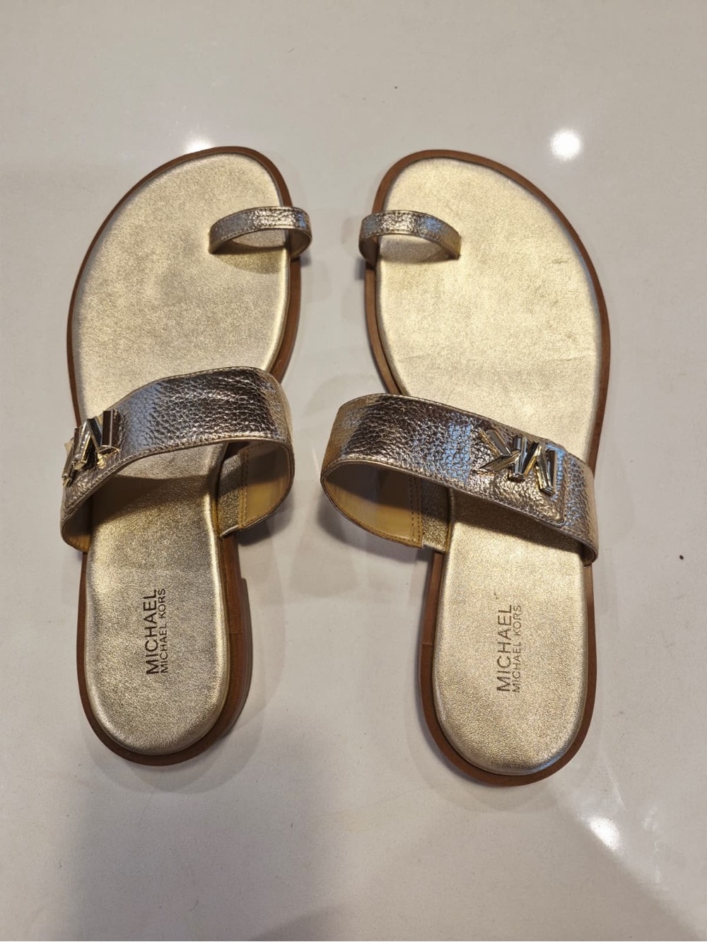 Michael Kors Metallic Gold Toe-Loop Slide Sandals size 10